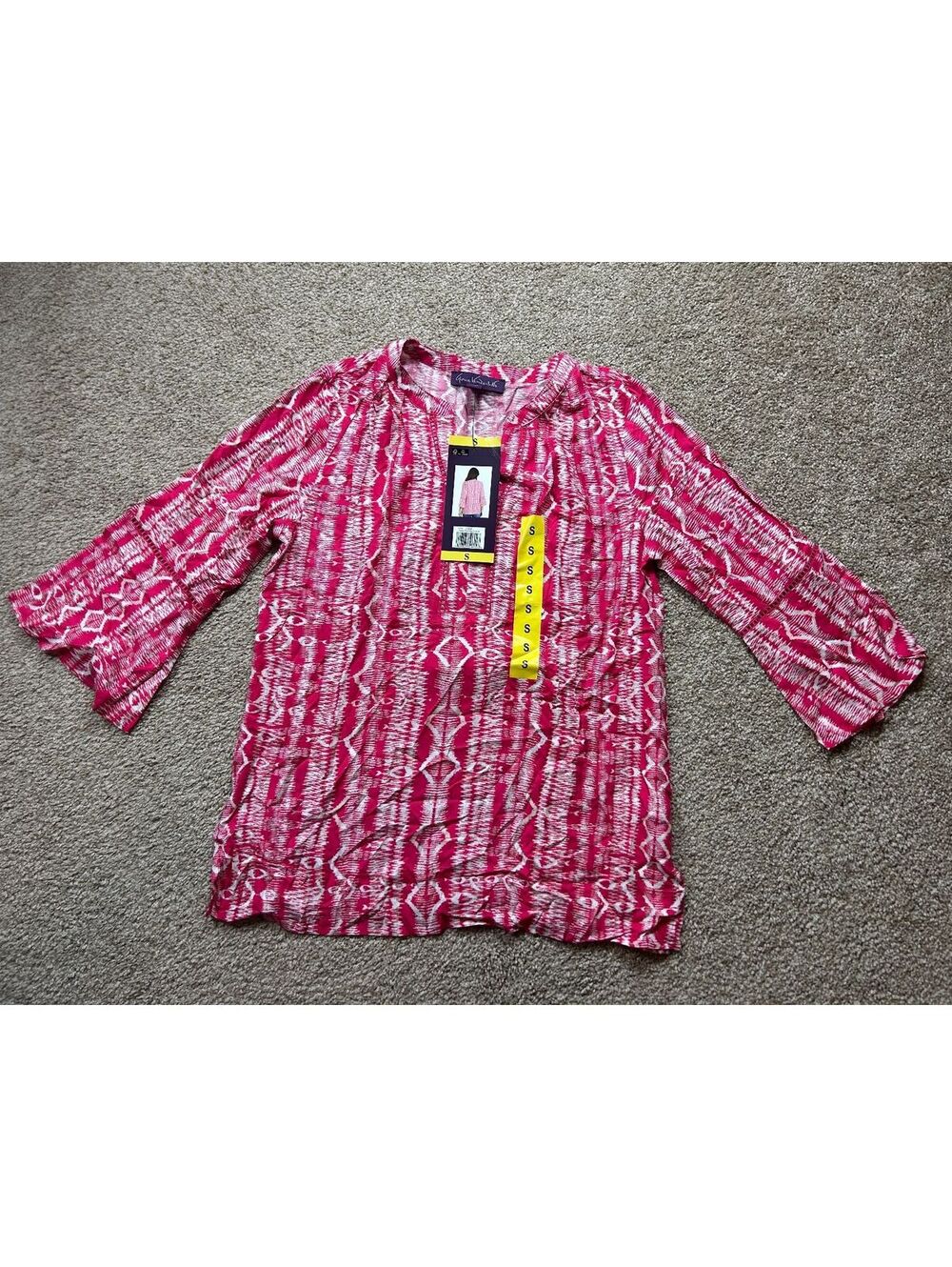 Gloria Vanderbilt Women's Pink Abstract Print 3/4 Sleeve Top NWT Size Small